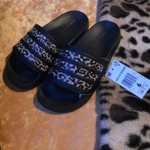 Adidas Slides Leopard Print size 6